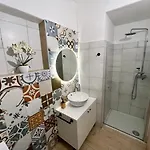 Tisa, Apartment *